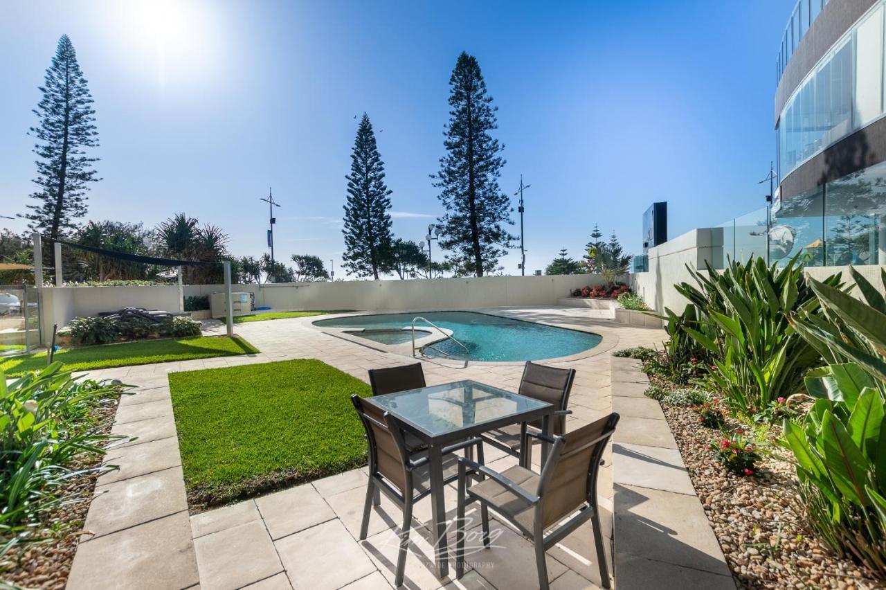 Zenith Ocean Front Apartments Gold Coast Extérieur photo