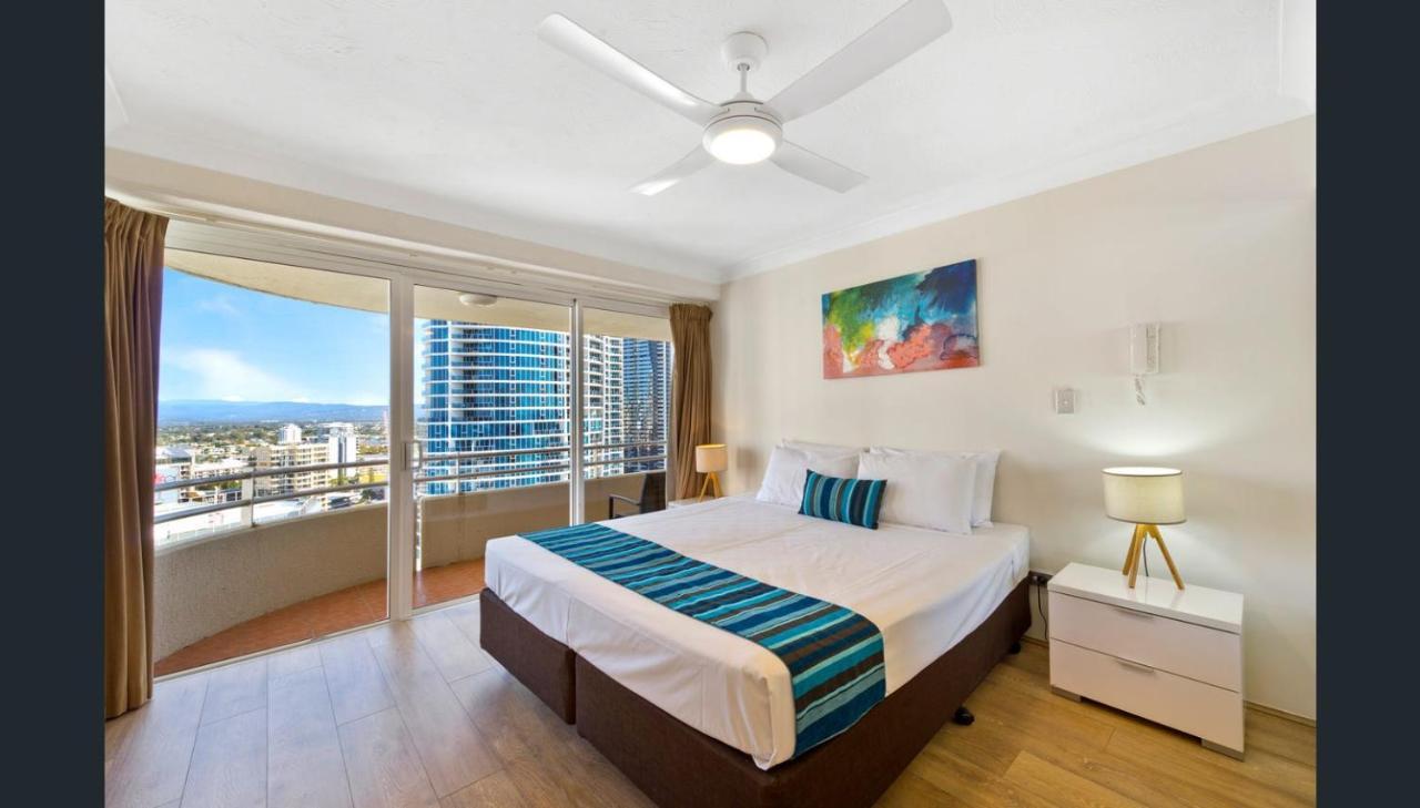 Zenith Ocean Front Apartments Gold Coast Extérieur photo