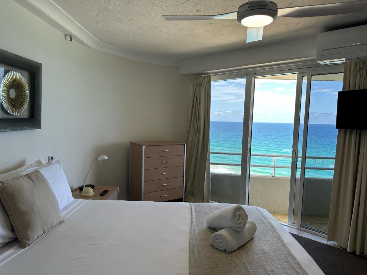 Zenith Ocean Front Apartments Gold Coast Extérieur photo