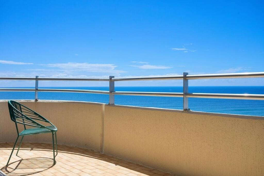 Zenith Ocean Front Apartments Gold Coast Extérieur photo