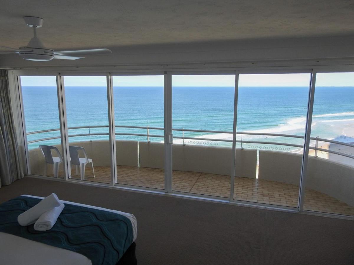 Zenith Ocean Front Apartments Gold Coast Extérieur photo