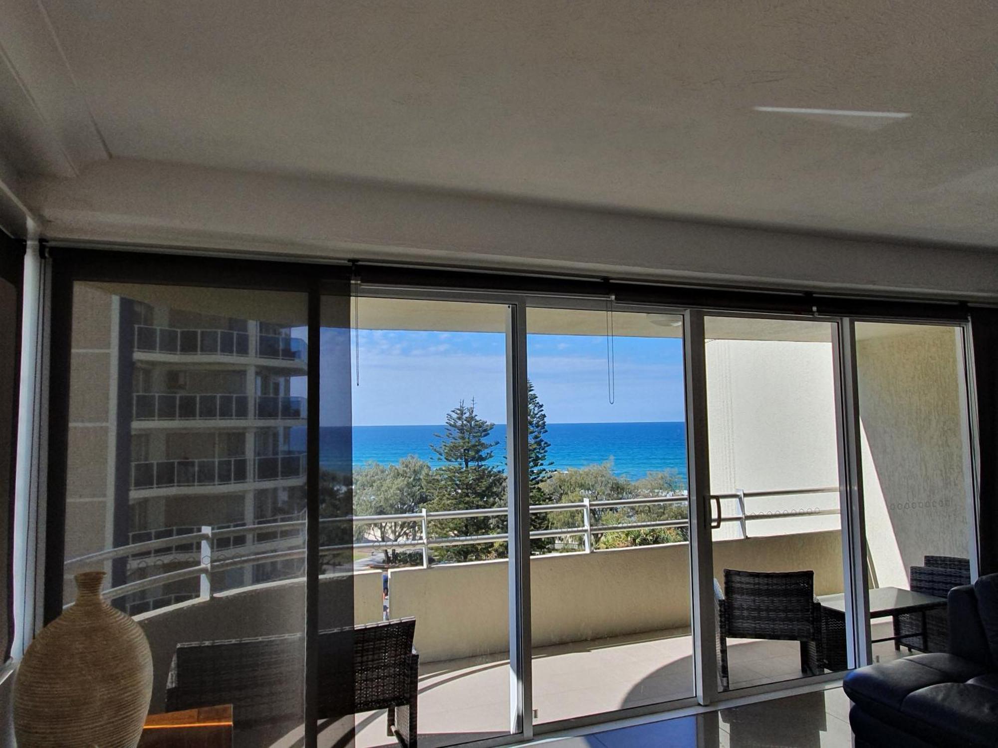 Zenith Ocean Front Apartments Gold Coast Extérieur photo