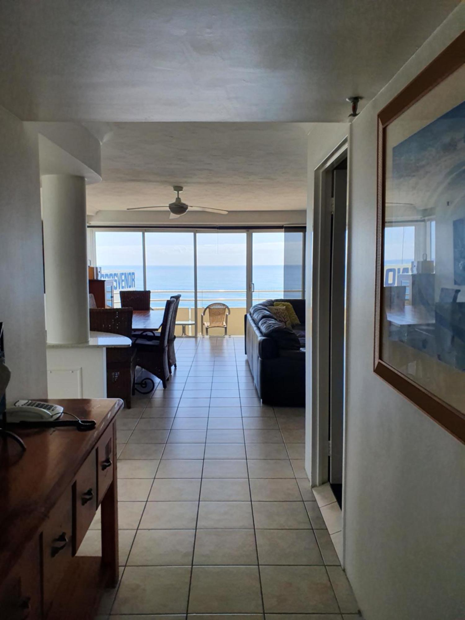 Zenith Ocean Front Apartments Gold Coast Extérieur photo