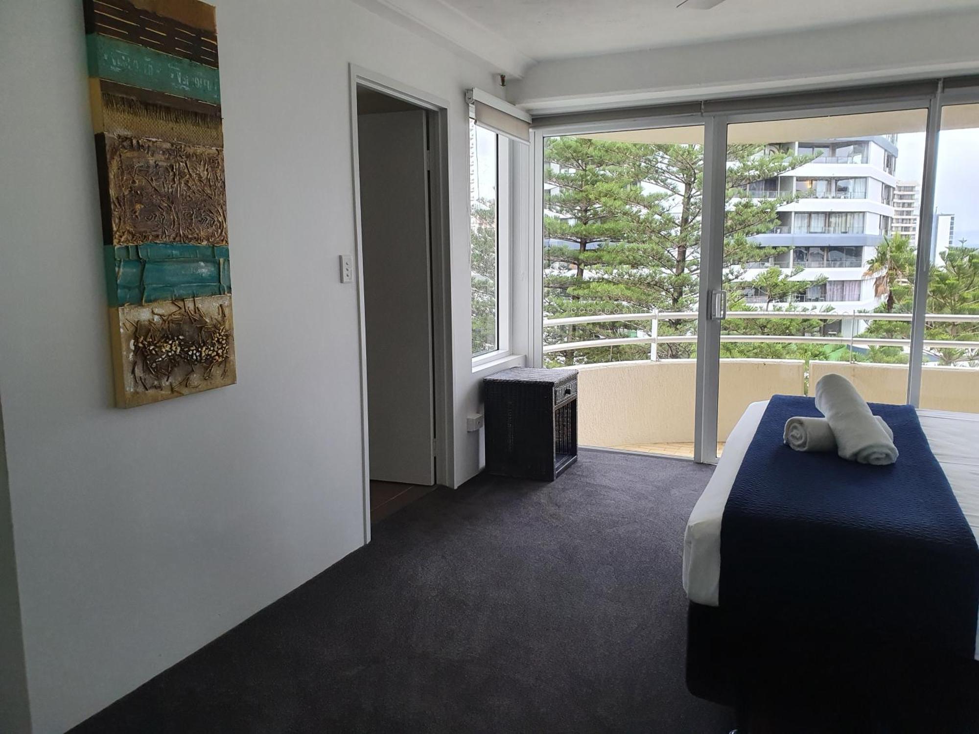Zenith Ocean Front Apartments Gold Coast Extérieur photo