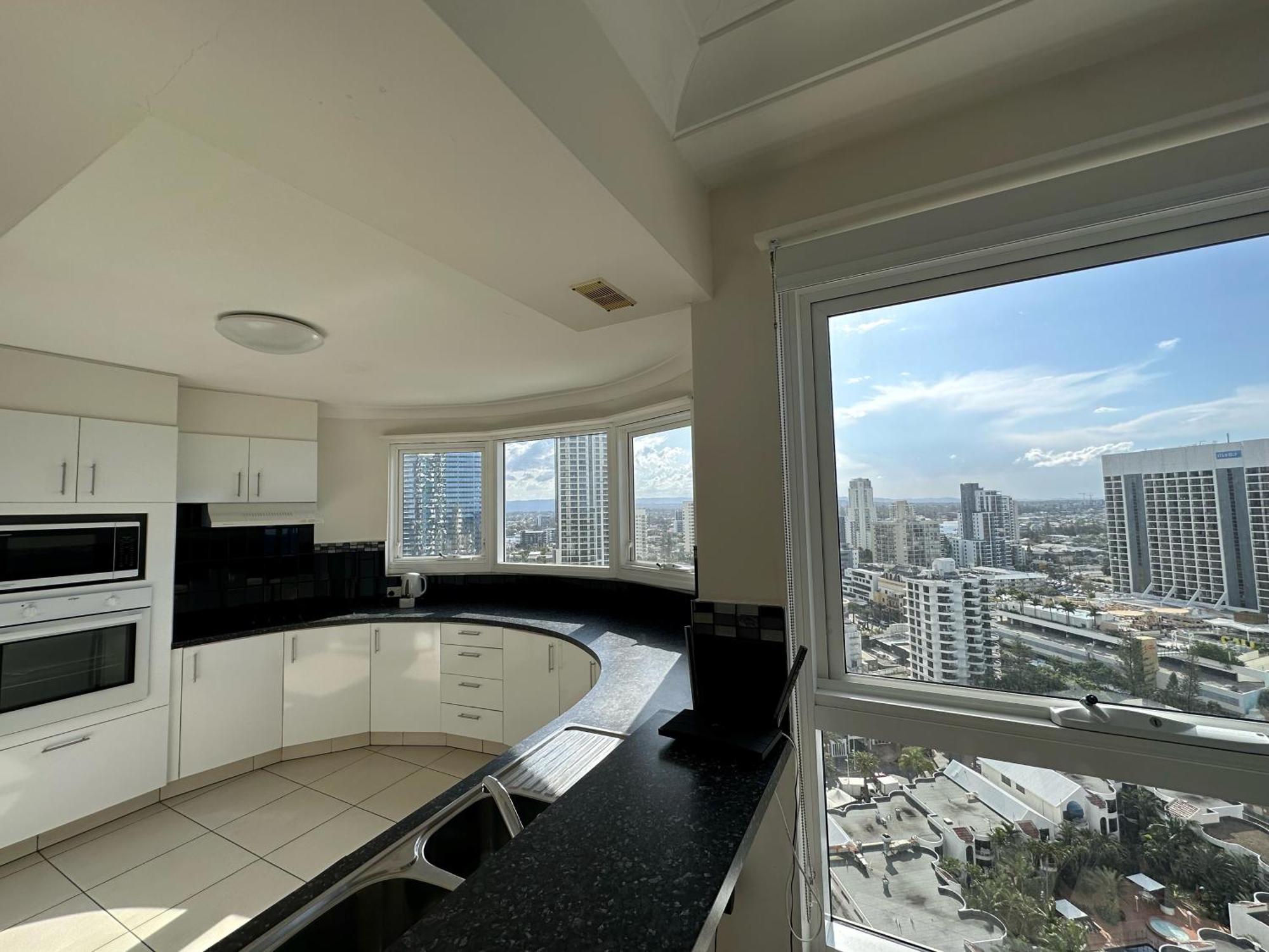 Zenith Ocean Front Apartments Gold Coast Extérieur photo