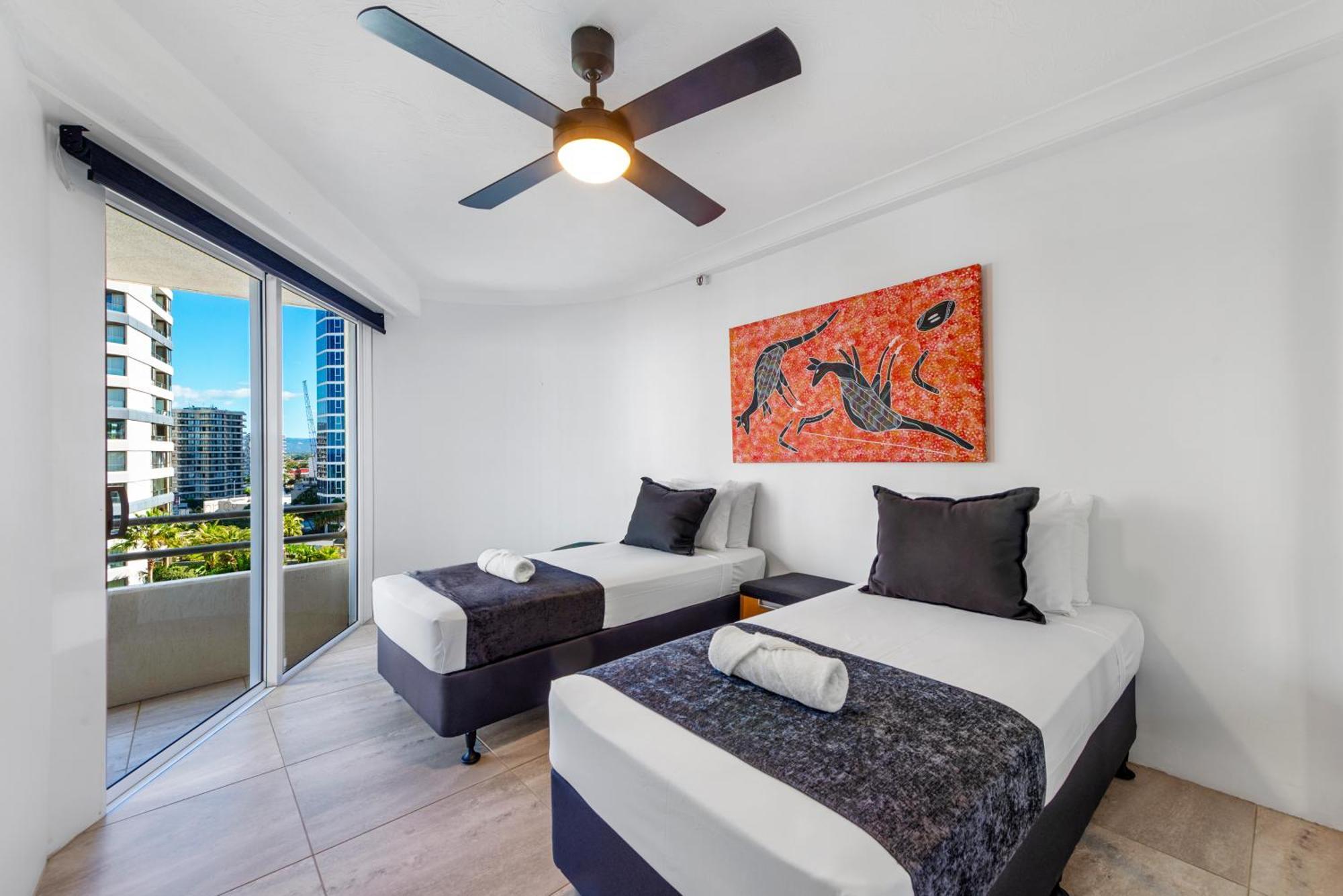 Zenith Ocean Front Apartments Gold Coast Extérieur photo